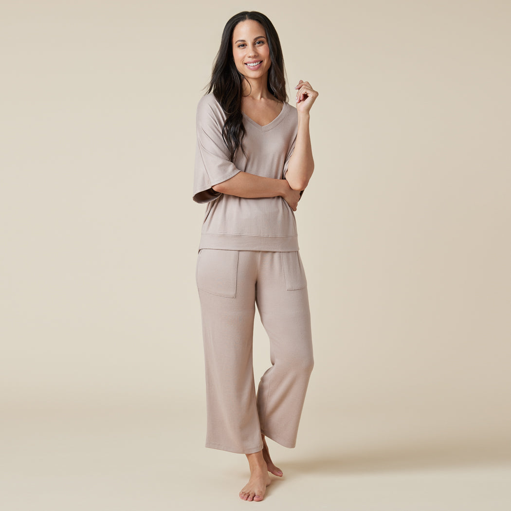 Dream Relaxed V-neck with Capri Lounge Set Coco