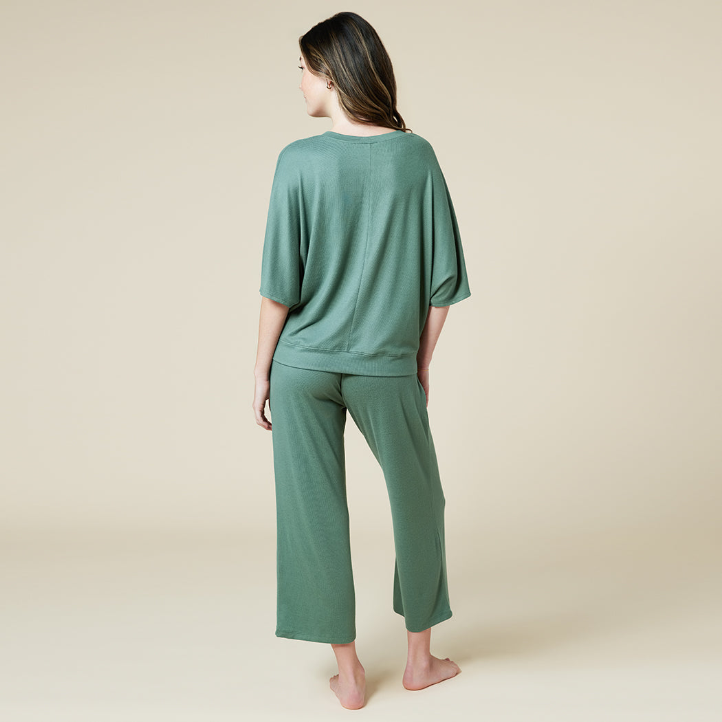 Dream Relaxed V-neck with Capri Lounge Set Dusty Green